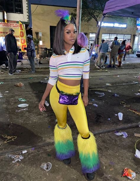 mardi gras 2024 outfit ideas|30 Cute & Stylish Mardi Gras Outfits for 2024